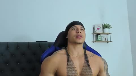 adam boss online show from March 10, 8:42 am