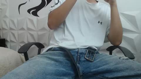 adam_evehotroom online show from February 14, 11:43 pm