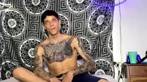 Snapshot of adam_hard_ chatting on October 30, 2:35 am Adam online show from October 30, 2:35 am