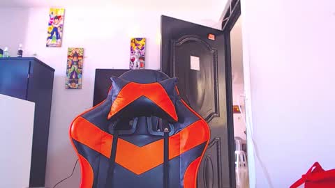 adam hot11 online show from March 14, 9:11 pm