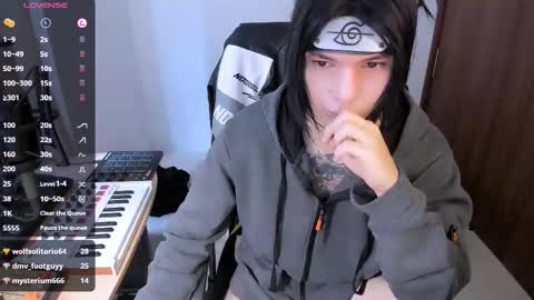  Adam online show from November 6, 4:10 pm