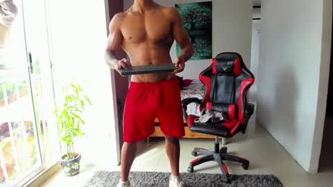 Snapshot of adam_valencia chatting on September 30, 7:50 pm Adam Valencia online show from September 30, 7:50 pm