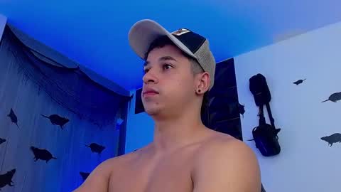 ADAM online show from October 25, 7:04 pm