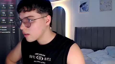adan___tyler online show from October 16, 11:46 pm