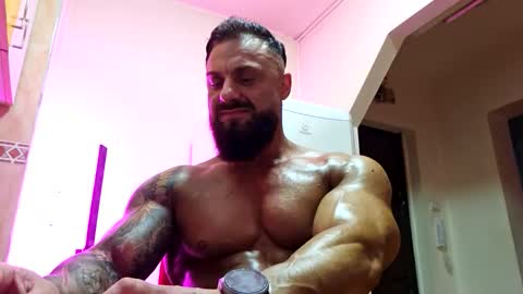 Adonis online show from April 11, 10:02 pm