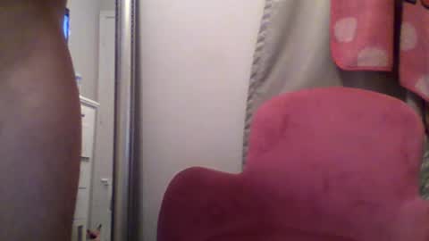 adrianpauli online show from July 29, 5:17 am