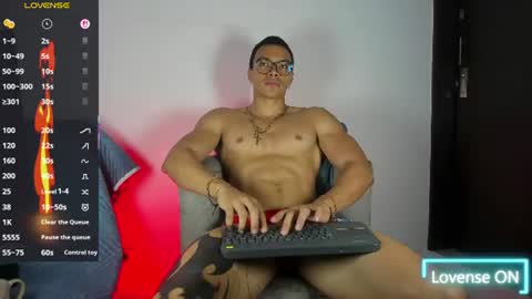 adriel_escalante online show from July 5, 4:19 am