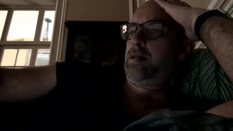 adrienfromparis online show from February 2, 11:40 am