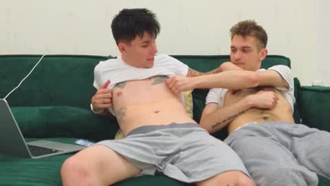 Mark online show from March 28, 8:42 pm