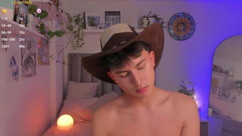Snapshot of aidan_hale chatting on September 14, 10:45 pm A H online show from September 14, 10:45 pm