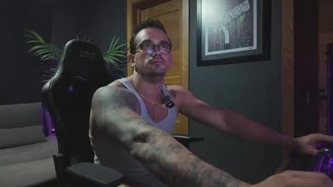 aidenlivex online show from November 18, 1:20 am