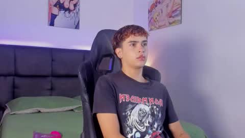 Aiden  online show from October 27, 1:35 pm