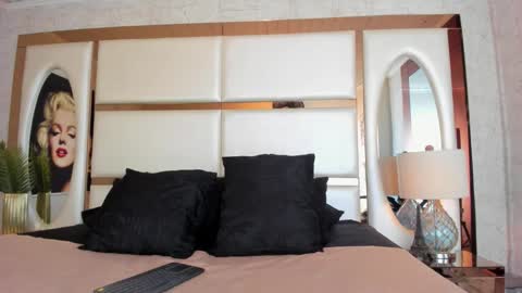 ---Alan--- online show from February 21, 7:20 am