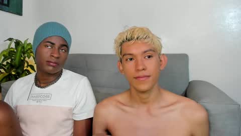 Alan and Criss - WE JUST FRIENDS WITH BENEFITS BOTH VERS online show from December 5, 8:56 pm