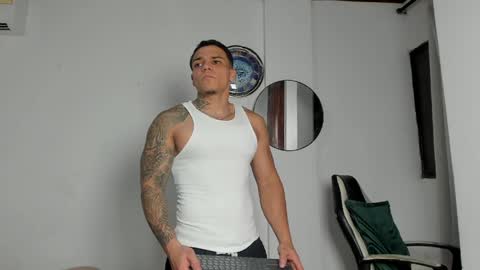 alan_vitori online show from May 28, 3:48 am