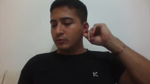 alanj998 online show from April 4, 1:57 am