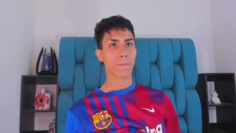 Snapshot of alannaughty_ chatting on January 13, 9:20 pm alannaughty_ online show from January 13, 9:20 pm