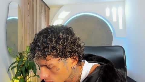 alan online show from February 5, 12:49 pm