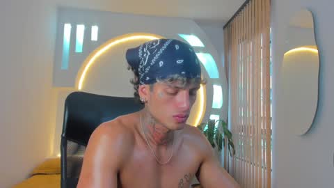 alan online show from December 14, 12:55 pm