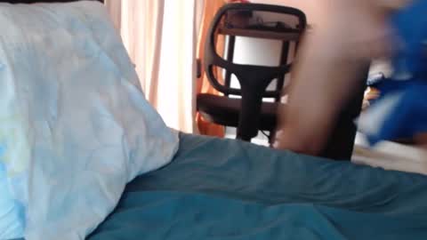 Snapshot of alanxxx836836 chatting on December 3, 10:07 pm alanxxx836836 online show from December 3, 10:07 pm