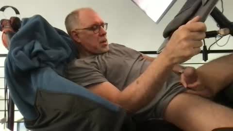 alberg30 online show from November 3, 7:15 pm