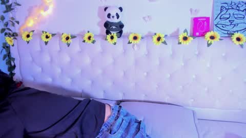 ale_aurarashi online show from February 22, 12:28 pm