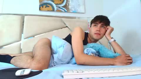 alec online show from November 24, 2:18 pm