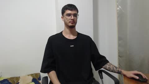 aleex_miller online show from October 9, 6:40 am