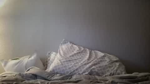 alejandrosins18 online show from July 16, 9:55 pm