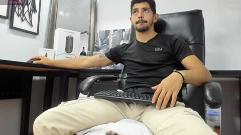 Alejo  online show from January 10, 7:21 pm