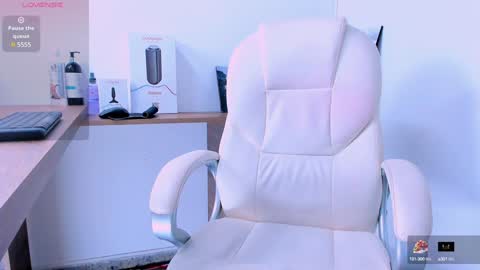 Alejo  online show from January 14, 8:59 pm