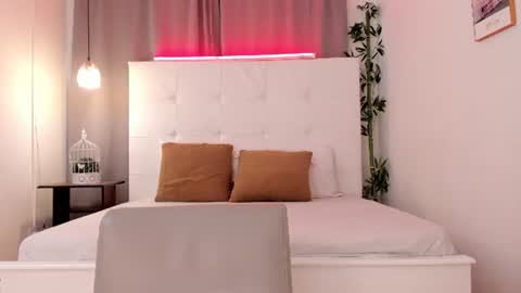 alejo_exotic online show from June 15, 1:14 pm