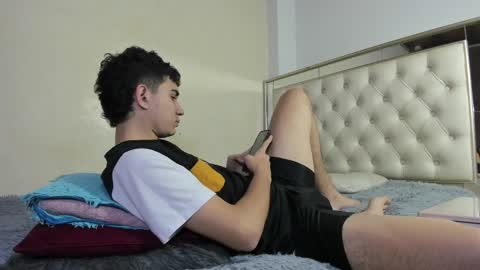 alejo online show from November 13, 3:55 am