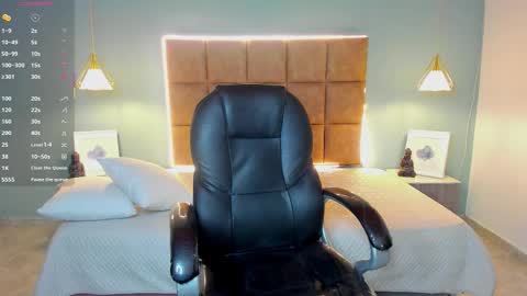 ALejoo Saenz online show from October 3, 12:48 am