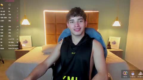 ALejoo Saenz online show from September 29, 7:54 pm