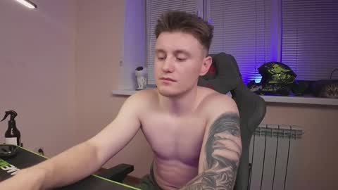 Alex and Linar online show from February 15, 11:13 pm