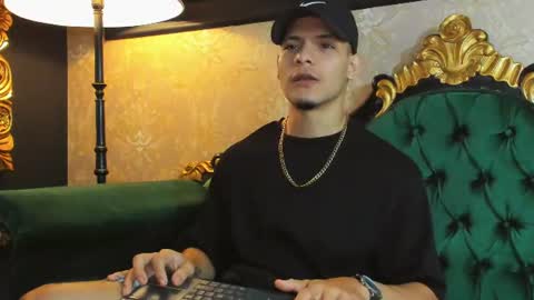 Alessandro King online show from June 24, 1:52 am