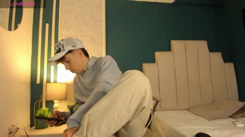 Alessandro Dybala online show from December 15, 12:38 pm