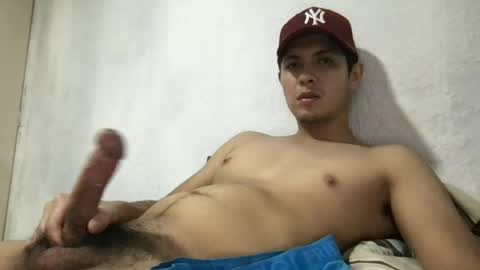 alex20mndz online show from June 26, 1:20 am