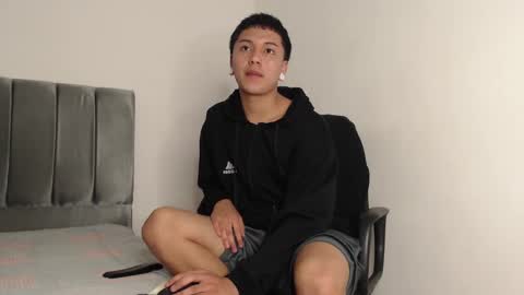 Snapshot of alex__lover chatting on January 14, 1:47 am Owen online show from January 14, 1:47 am