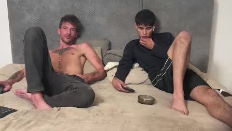 alex_and_charlie online show from May 3, 1:25 pm