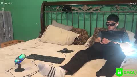 alex_and_charlie online show from March 13, 3:19 pm