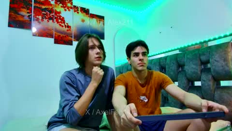 sneider online show from March 13, 6:10 am