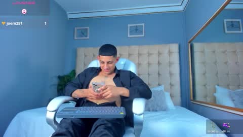 alex online show from September 18, 3:03 pm