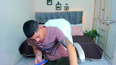 alex online show from January 25, 12:16 pm