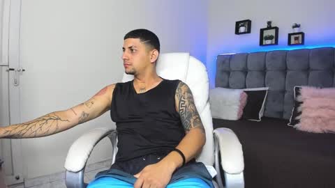 alex online show from February 7, 12:39 pm