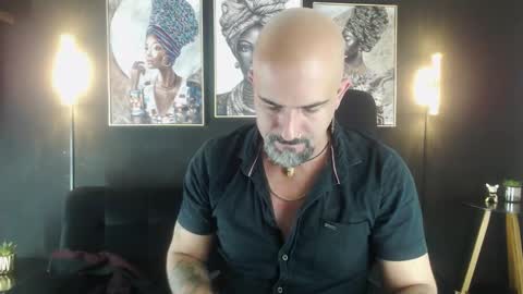 Alex Saints online show from October 6, 2:05 am