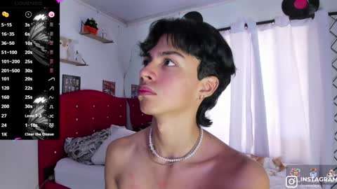 Snapshot of alex_sweet_69 chatting on January 31, 1:23 pm Alex online show from January 31, 1:23 pm