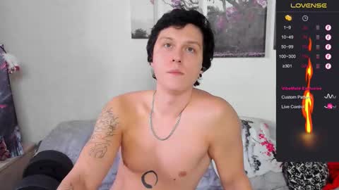 Alex WandHot online show from December 5, 8:43 am