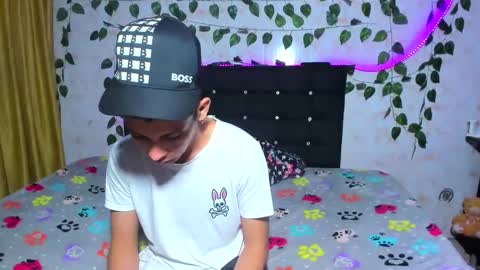 alexander and xiao online show from December 6, 2:13 am